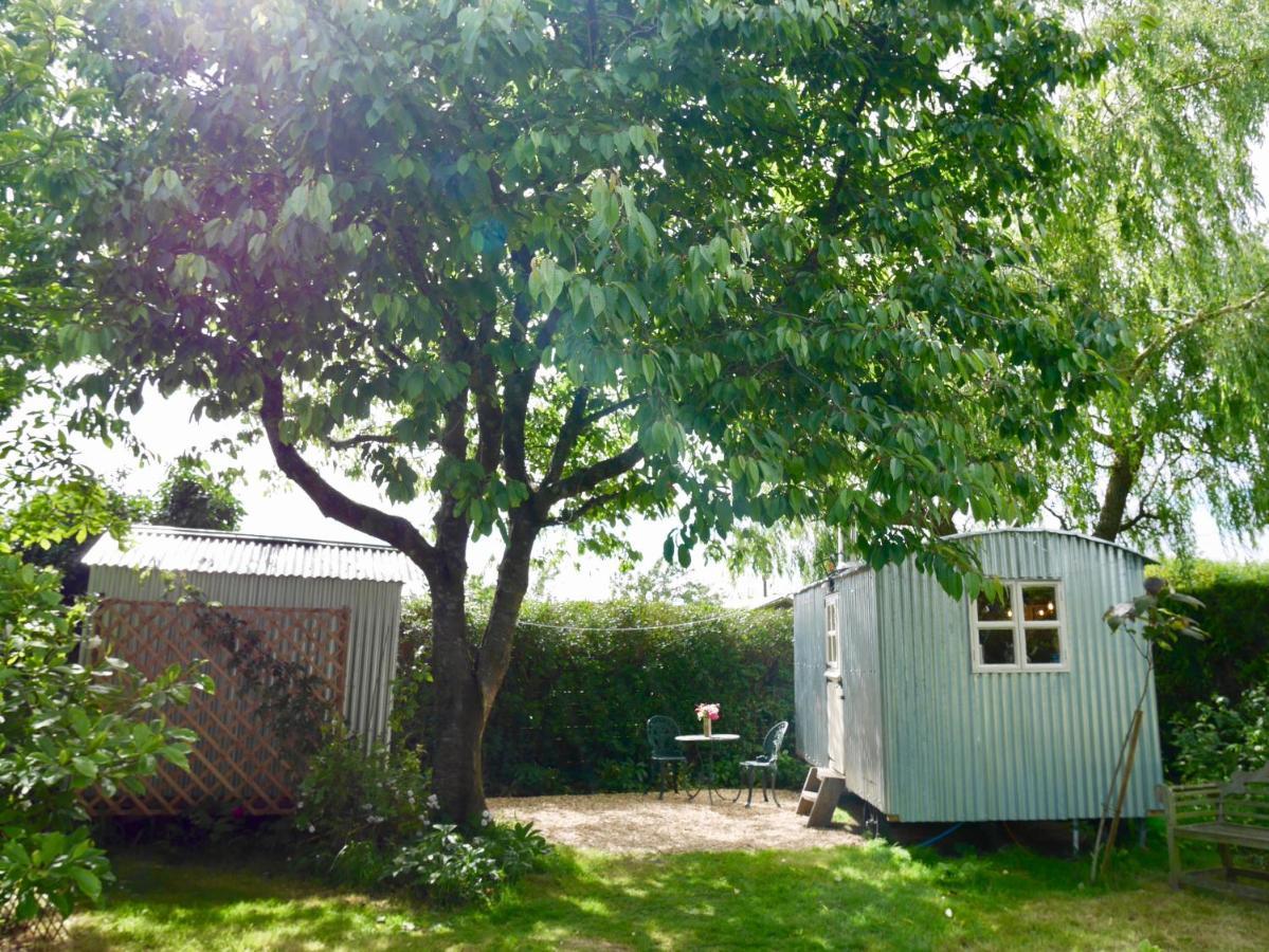 The Wayside Shepherd Hut Бюли Екстериор снимка